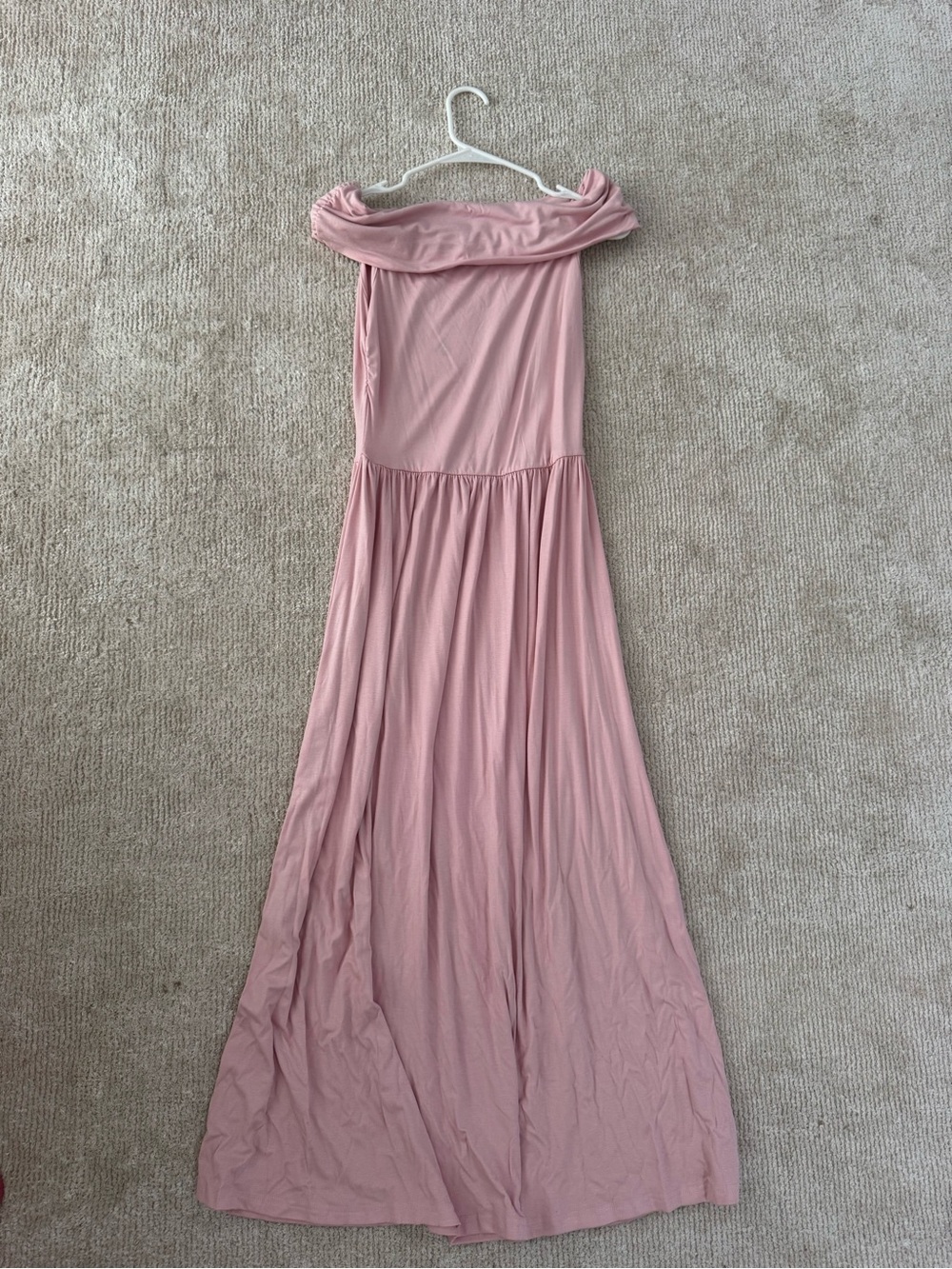 Women’s Off-Shoulder Maxi Dress in Dusty Pink